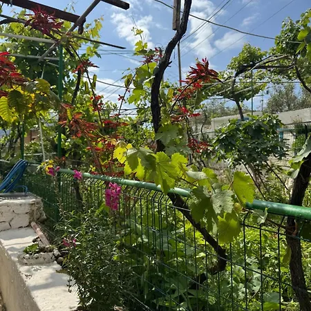 Emy'S Rooms Himare Exterior photo