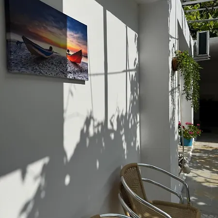 Emy'S Rooms Himare Exterior photo